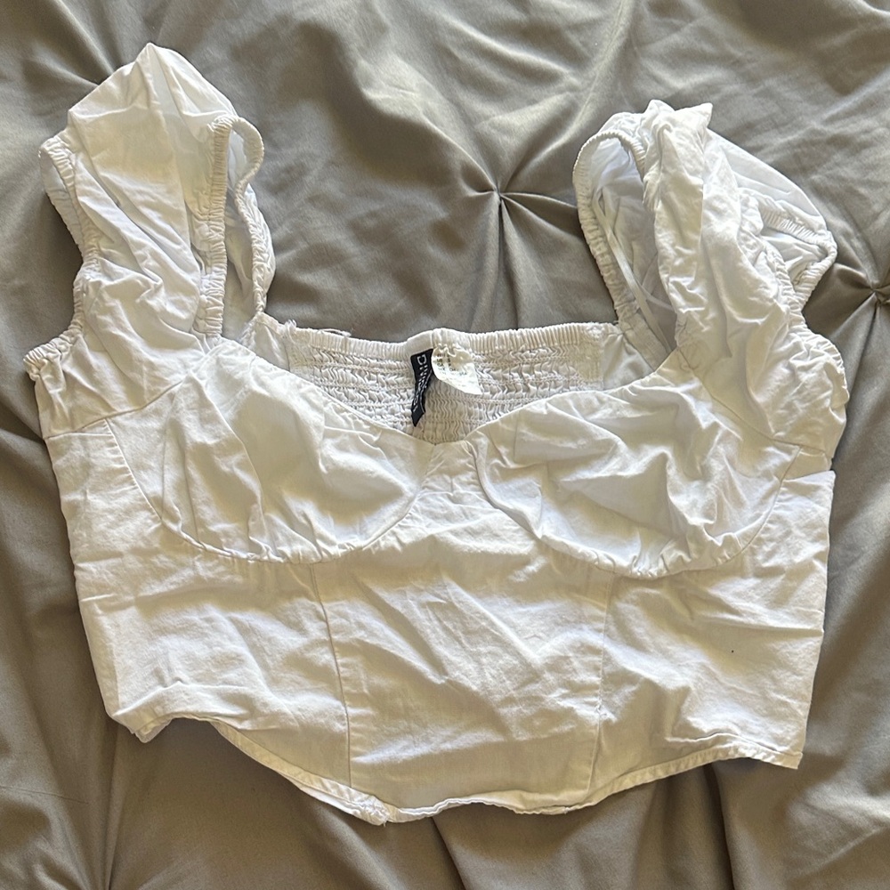 H&M White Ruffled Sleeve Blouse
